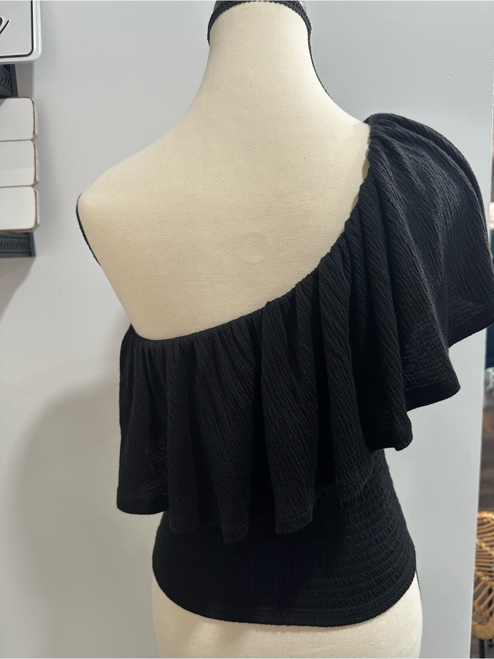 One-Shoulder Ruffle Knit Top - Black - Picture 5 of 7